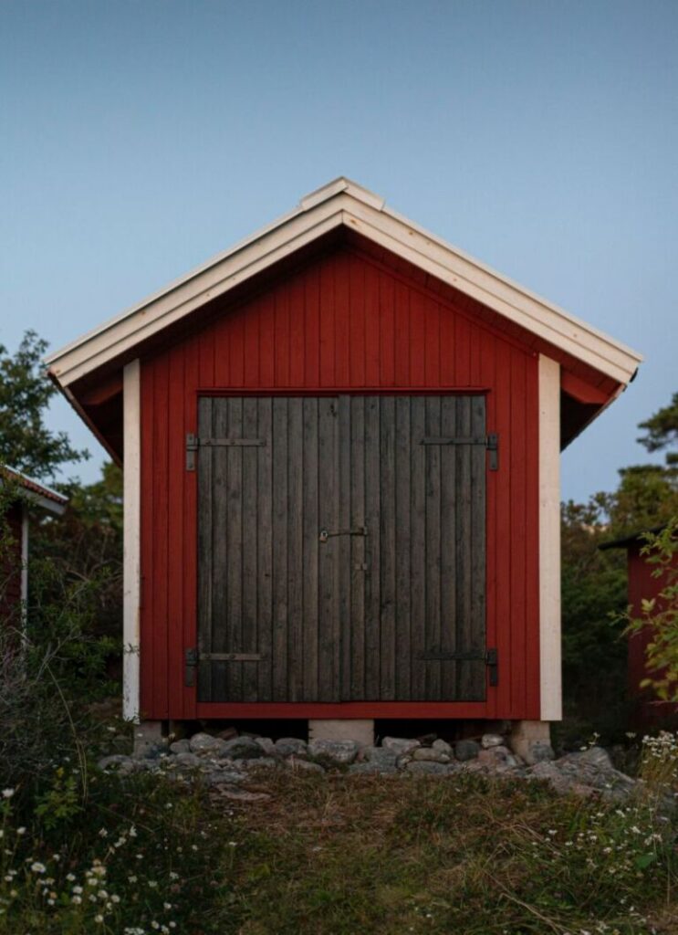 shed demolition contractor in Conroe TX